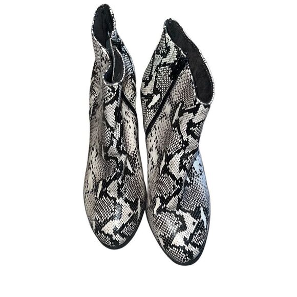 Seychelles Black and White Snakeskin Booties Size 7 1/2 - Picture 1 of 7